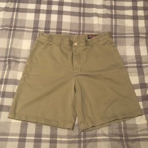 Men’s Vineyard Vines Flat Front Khaki Shorts W36